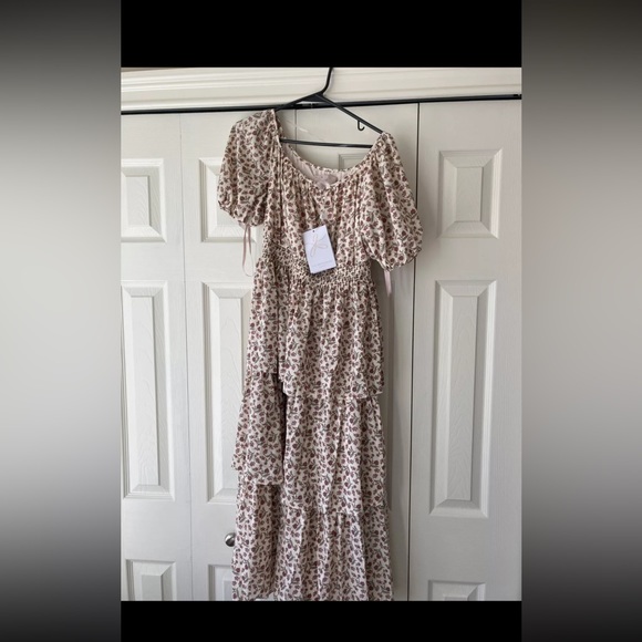 Anthropologie Luciana Tiered Maxi Dress x Gal Meets Glam Size 4P $285 - Picture 4 of 6